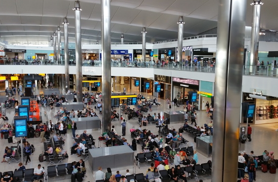 Από την πρώτη, στη δέκατη θέση το αεροδρόμιο Χίθροου στην Ευρώπη - Έκκληση για να καταργηθεί η πορτοκαλί λίστα
